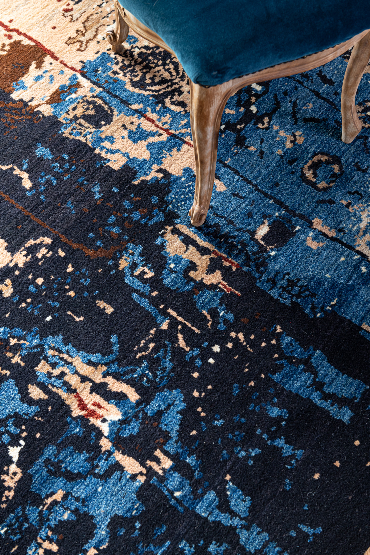 Detail Iraans Modern Art design vloerkleed