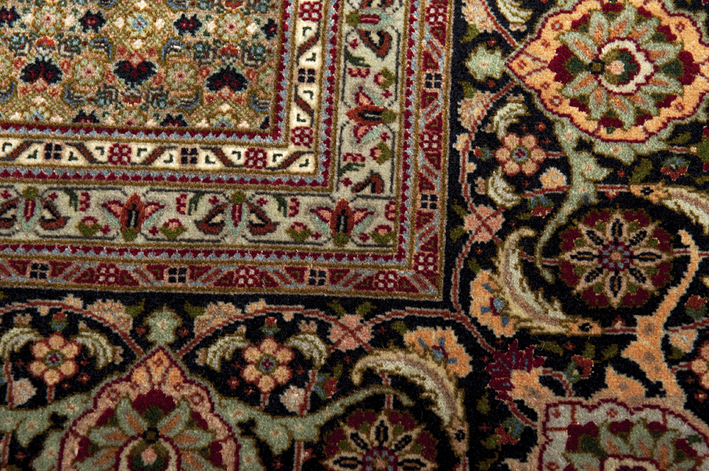 Tabriz Iran detail - Brokking Vloerkledenspecialist