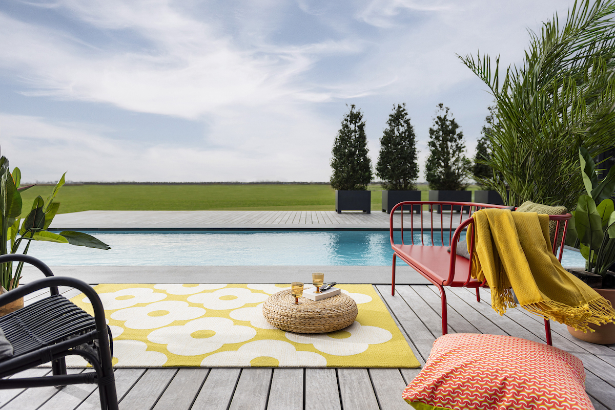 Orla Kiely Spot flower dandelion outdoor vloerkleed